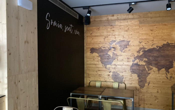 Sale - Licencia C2 -
Barcelona - Sant Martí