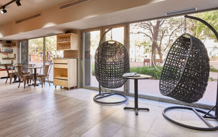 Sale - Licencia C2 -
Barcelona - Sant Martí