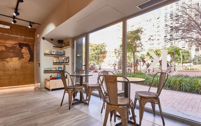 Sale - Licencia C2 -
Barcelona - Sant Martí