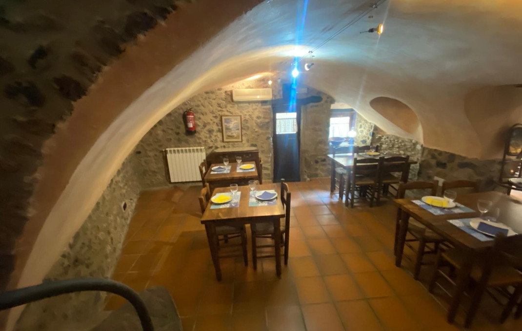 Venta - Restaurante -
Olot