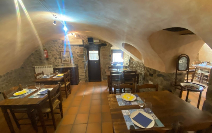 Venta - Restaurante -
Olot