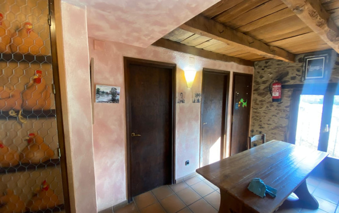 Venta - Restaurante -
Olot