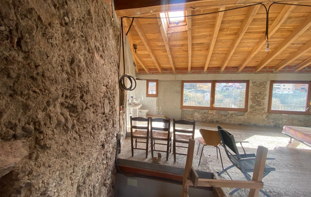 Venta - Restaurante -
Olot