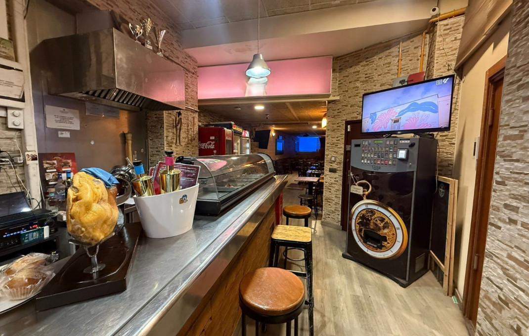 Transfer - Bar Restaurante -
Barcelona - Sant Martí