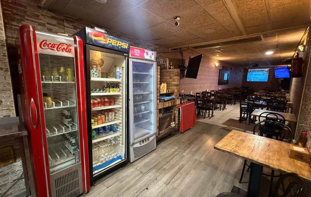 Transfer - Bar Restaurante -
Barcelona - Sant Martí