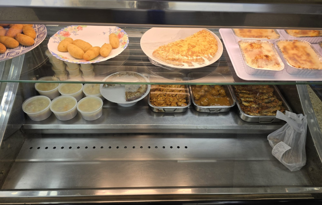 Transfert - rôtissoire -
Barcelona - Sant Martí