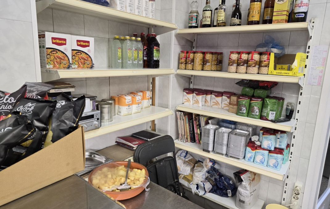 Transfert - rôtissoire -
Barcelona - Sant Martí