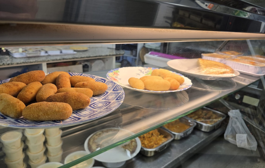 Transfert - rôtissoire -
Barcelona - Sant Martí