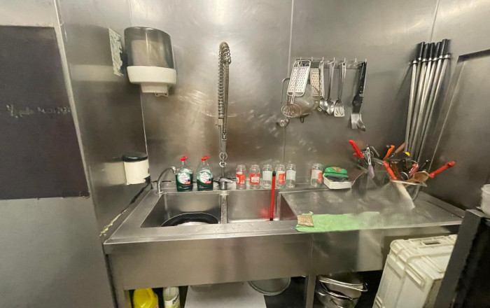 Venta en rentabilidad - Rostisseria -
Barcelona - Les corts