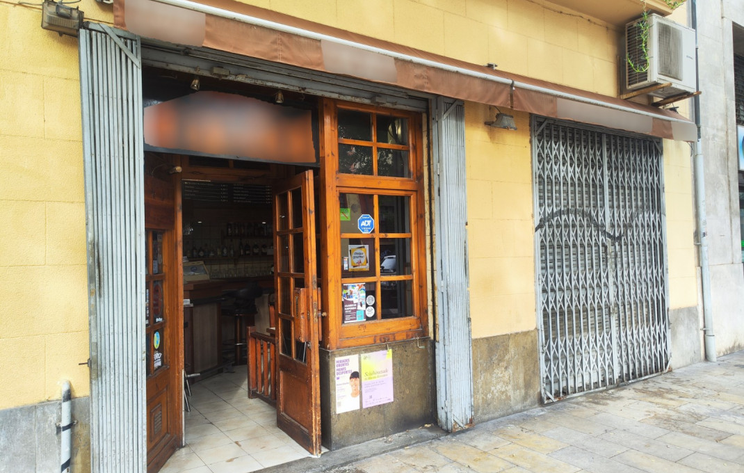 Transfert - Bar Restaurante -
Barcelona - Clot