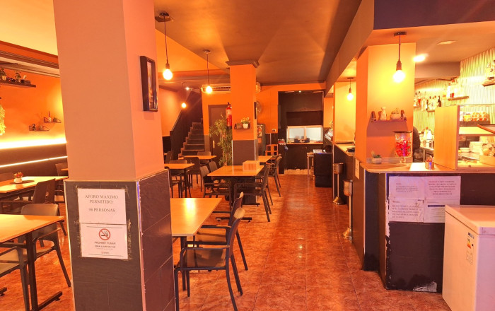 Transfer - Restaurant -
Barcelona - Sant Martí