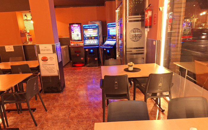 Transfer - Restaurant -
Barcelona - Sant Martí