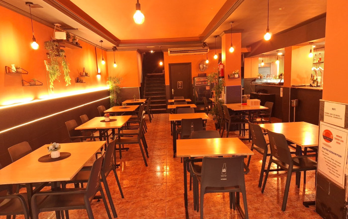 Transfer - Restaurant -
Barcelona - Sant Martí