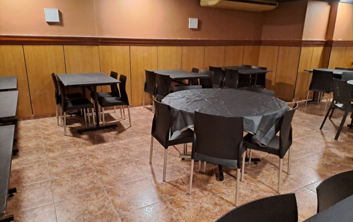 Transfer - Restaurant -
Barcelona - Sant Martí