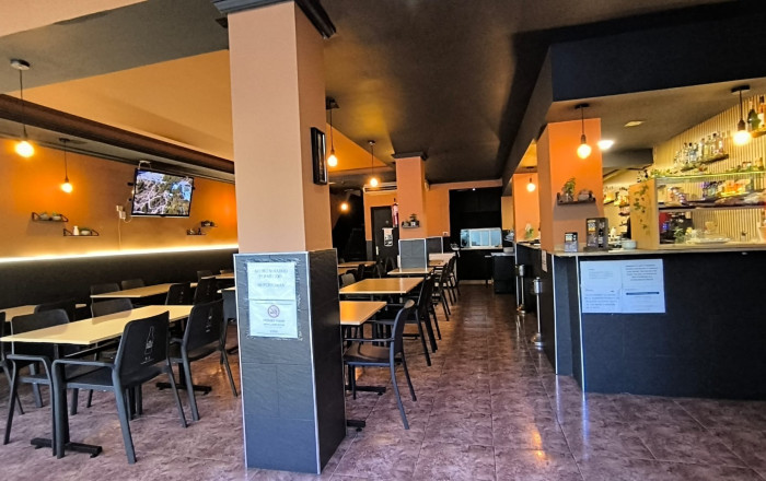 Transfer - Restaurant -
Barcelona - Sant Martí