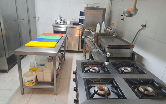 Transfer - Restaurant -
Barcelona - Sant Martí