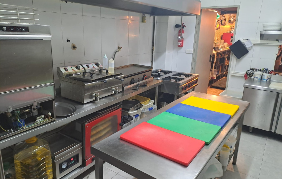 Transfer - Restaurant -
Barcelona - Sant Martí