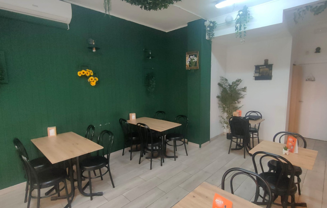 Traspaso - Restaurante -
Barcelona - Sants