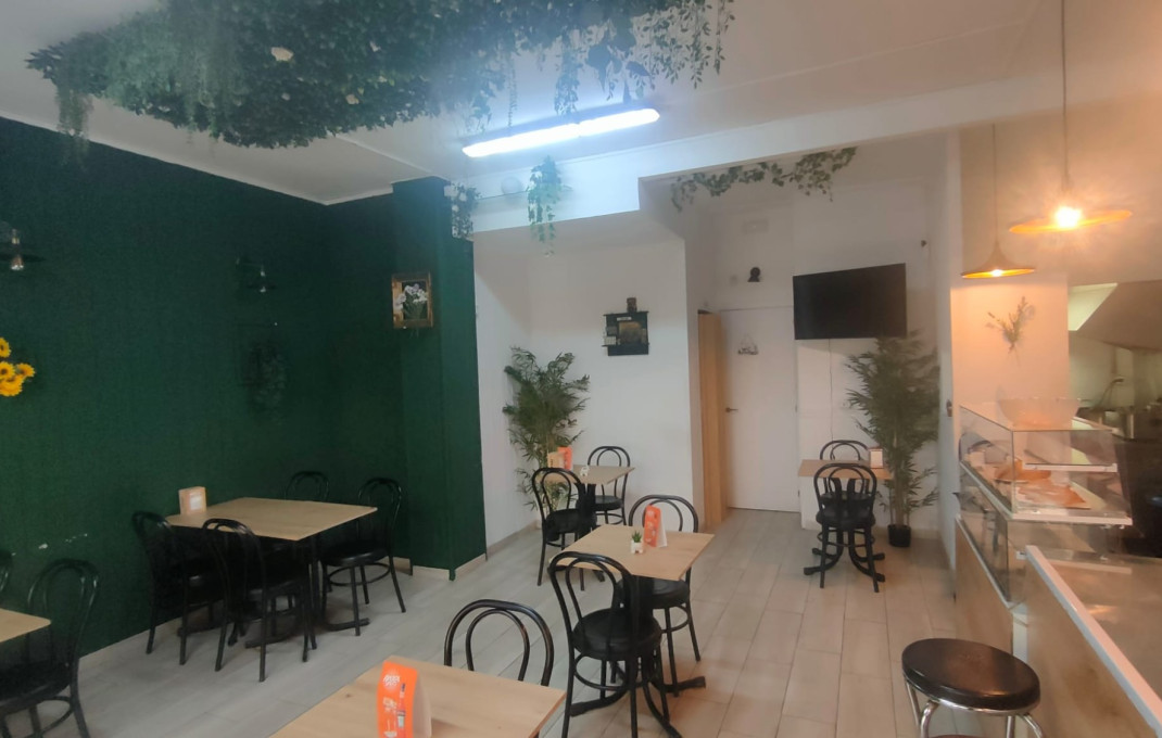 Traspaso - Restaurante -
Barcelona - Sants