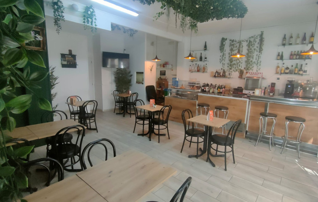 Traspaso - Restaurante -
Barcelona - Sants