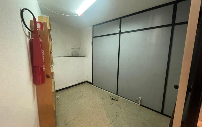 Venta - Local comercial -
Barcelona - Sant Martí