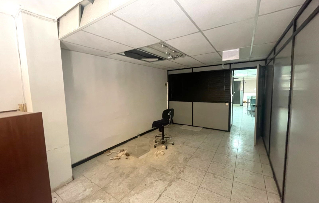 Venta - Local comercial -
Barcelona - Sant Martí