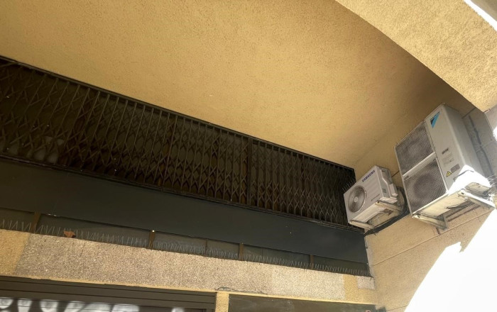 Venta - Local comercial -
Barcelona - Sant Martí