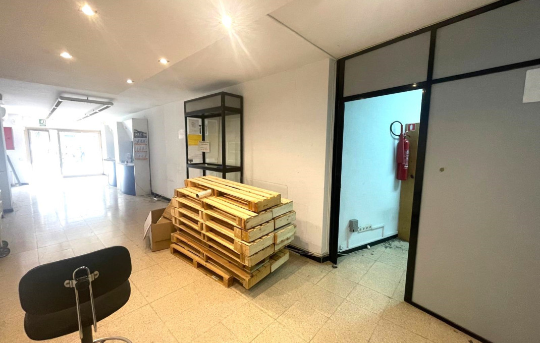 Venta - Local comercial -
Barcelona - Sant Martí