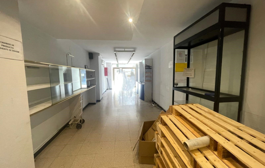 Venta - Local comercial -
Barcelona - Sant Martí