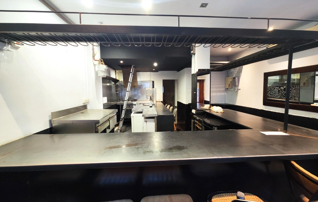 Transfer - Bar Restaurante -
Barcelona - Sarria-Sant Gervasi