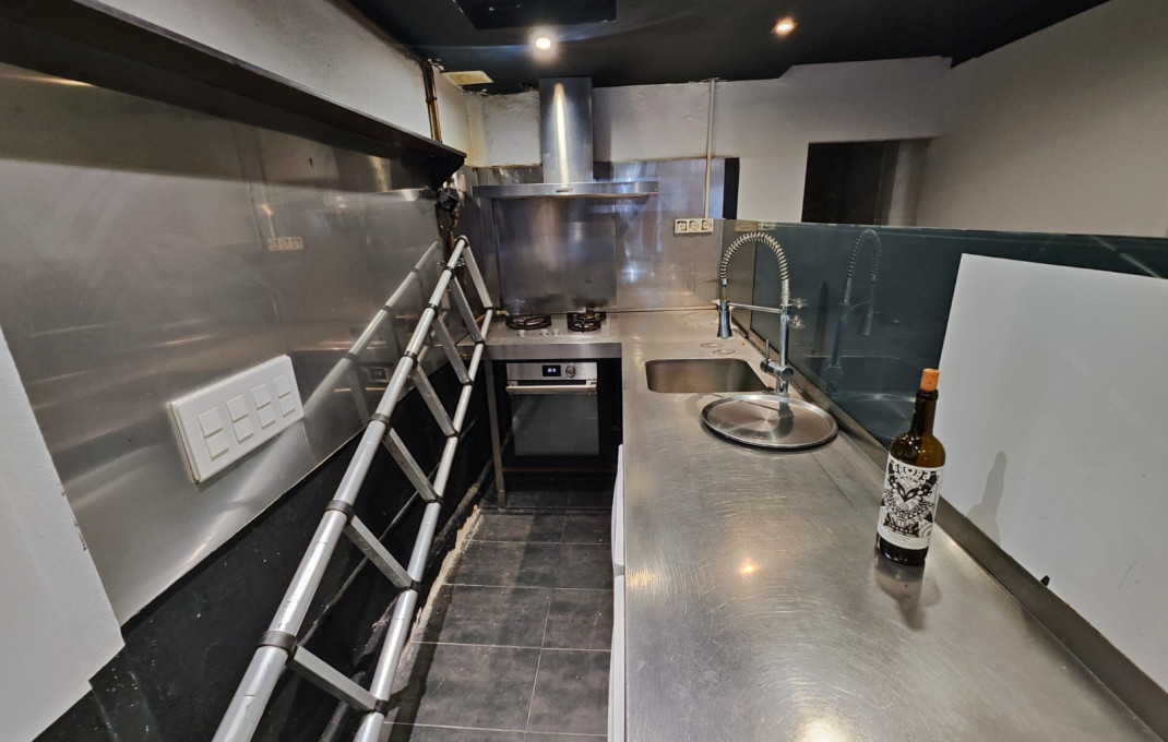 Transfer - Bar Restaurante -
Barcelona - Sarria-Sant Gervasi