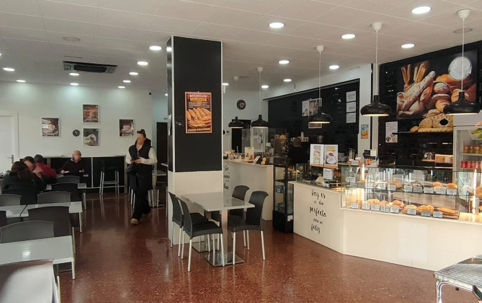 Traspaso - Obradores y/o Panaderias -
Barcelona - Sant Andreu