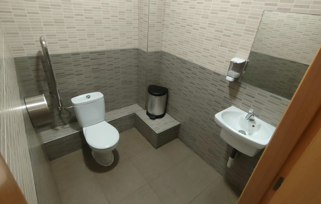 Traspaso - Obradores y/o Panaderias -
Barcelona - Sant Andreu