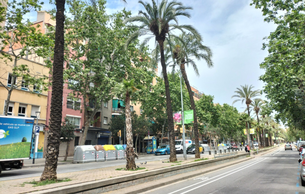 Traspaso - Bar Restaurante -
Barcelona - Nou Barris