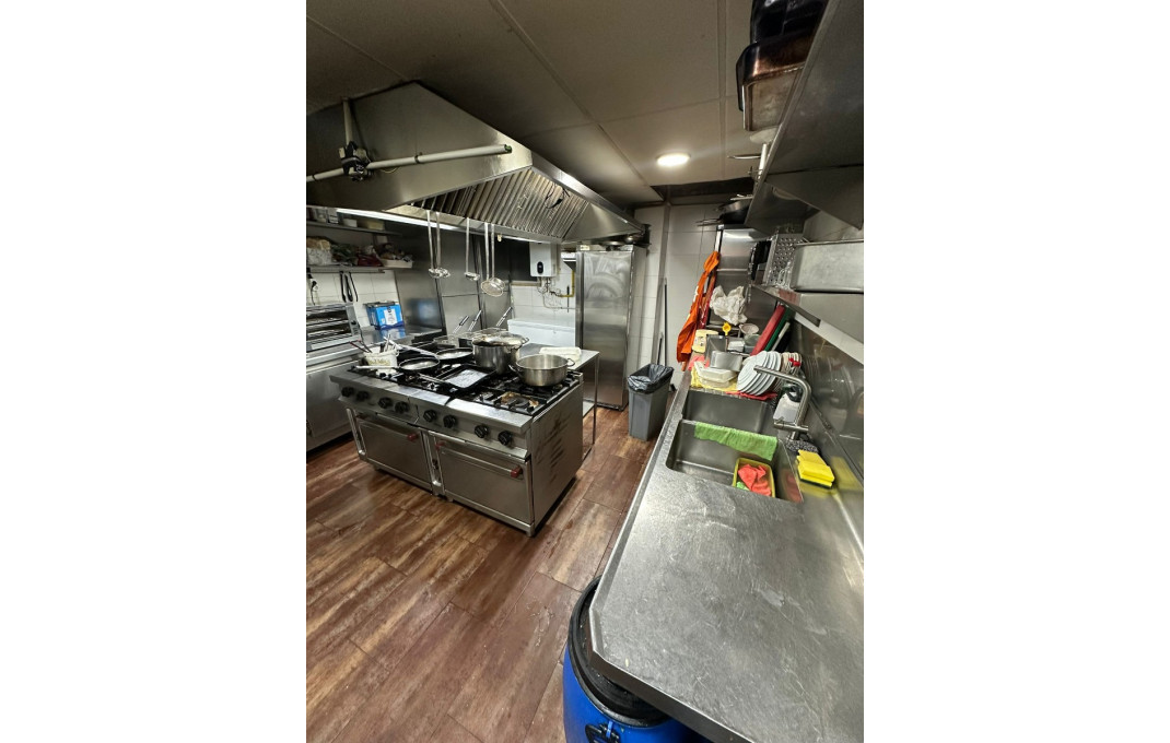 Traspaso - Bar Restaurante -
Barcelona - Eixample Derecho