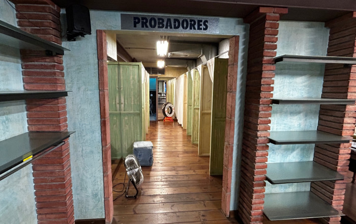 Venta - Local comercial -
L'Hospitalet de Llobregat - Santa eulalia