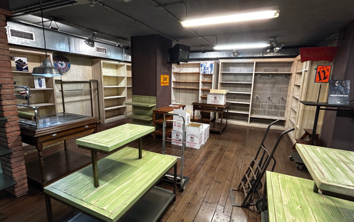 Venta - Local comercial -
L'Hospitalet de Llobregat - Santa eulalia