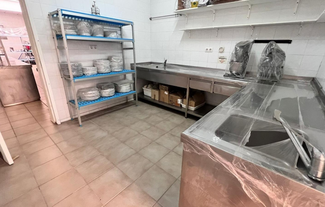 Rental - Hotle 3* -
Alicante