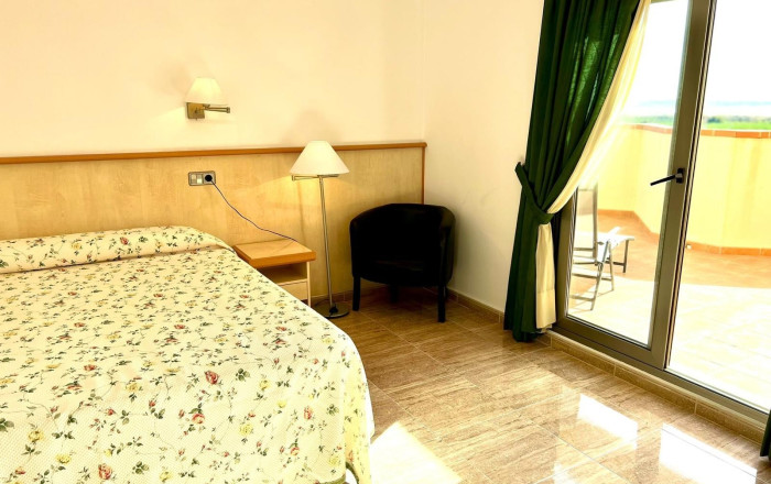 Rental - Hotle 3* -
Alicante