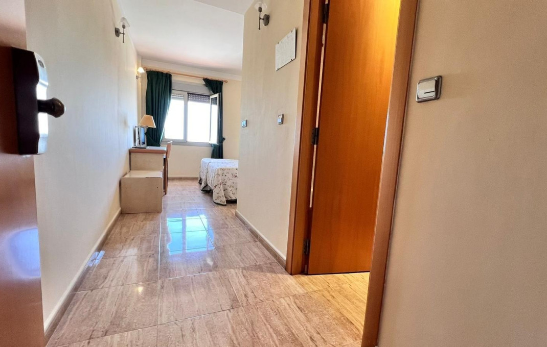 Rental - Hotle 3* -
Alicante