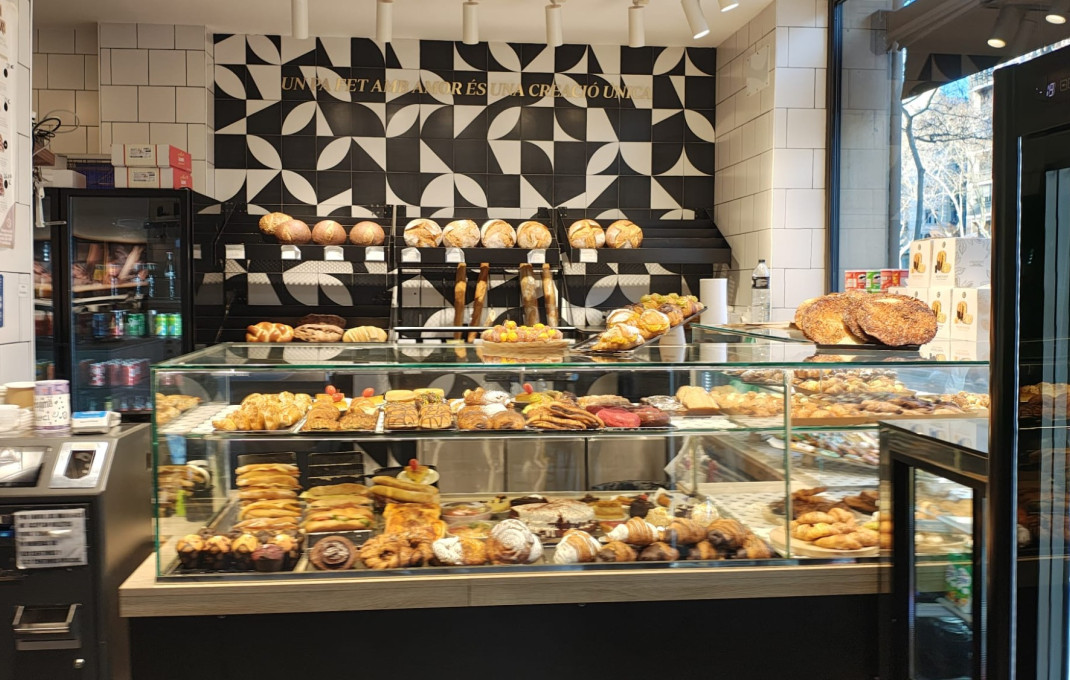 Traspaso - Cafeteria -
Barcelona - Eixample Derecho