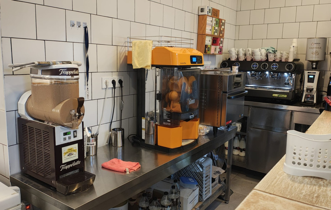 Traspaso - Cafeteria -
Barcelona - Eixample Derecho