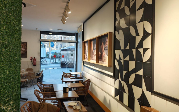 Traspaso - Cafeteria -
Barcelona - Eixample Derecho