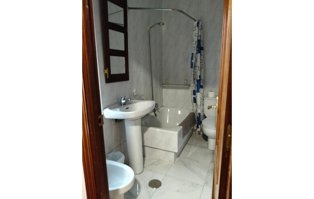 Venta - Hostal -
León - Toreno