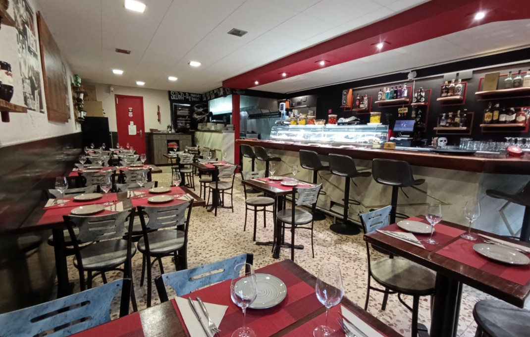 Traspaso - Bar Restaurante -
Barcelona - Sant Martí