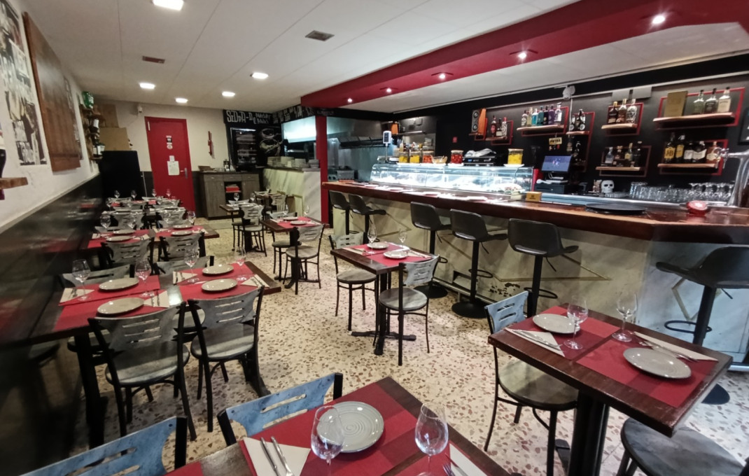 Traspaso - Bar Restaurante -
Barcelona - Sant Martí