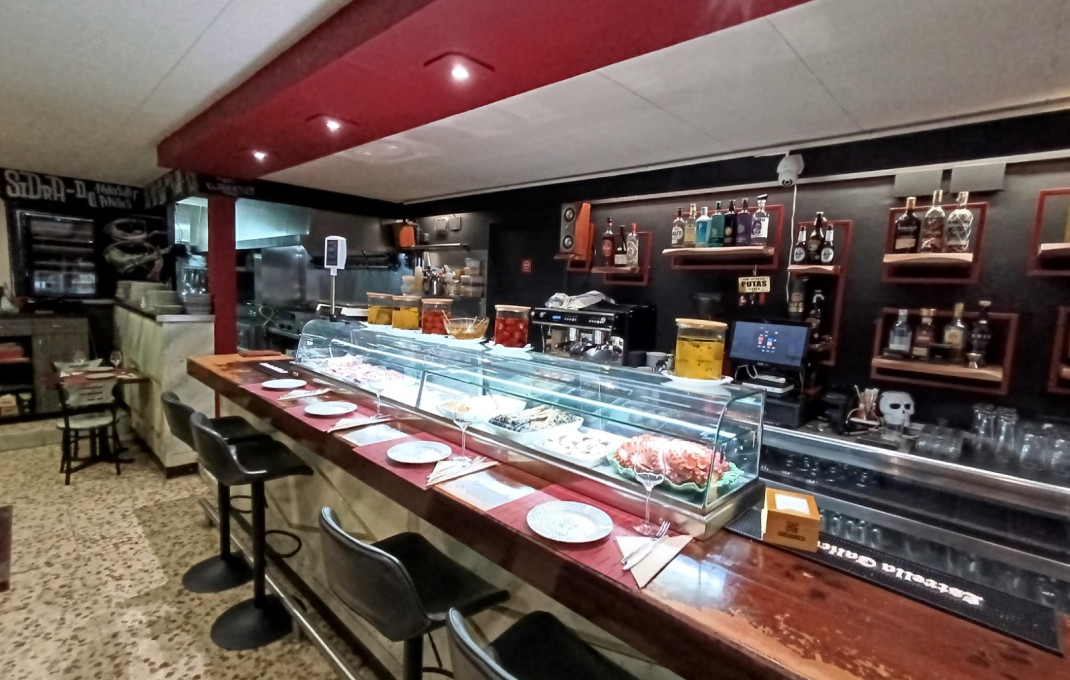 Traspaso - Bar Restaurante -
Barcelona - Sant Martí