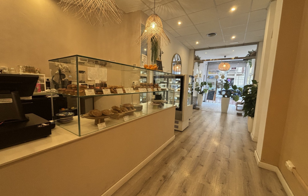 Traspaso - Obradores y/o Panaderias -
Barcelona - Nou Barris