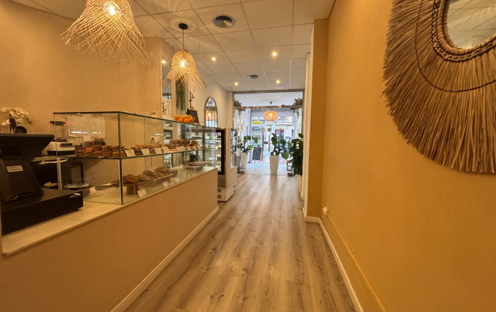 Traspaso - Obradores y/o Panaderias -
Barcelona - Nou Barris