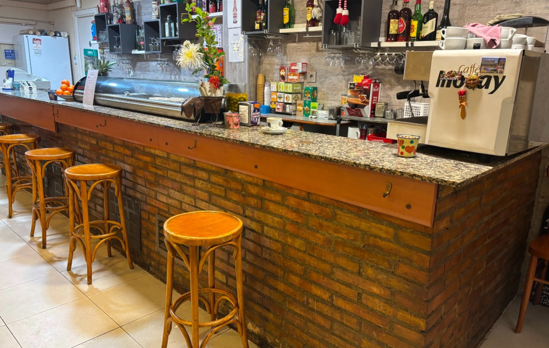 Traspaso - Bar Restaurante -
Barcelona - Eixample